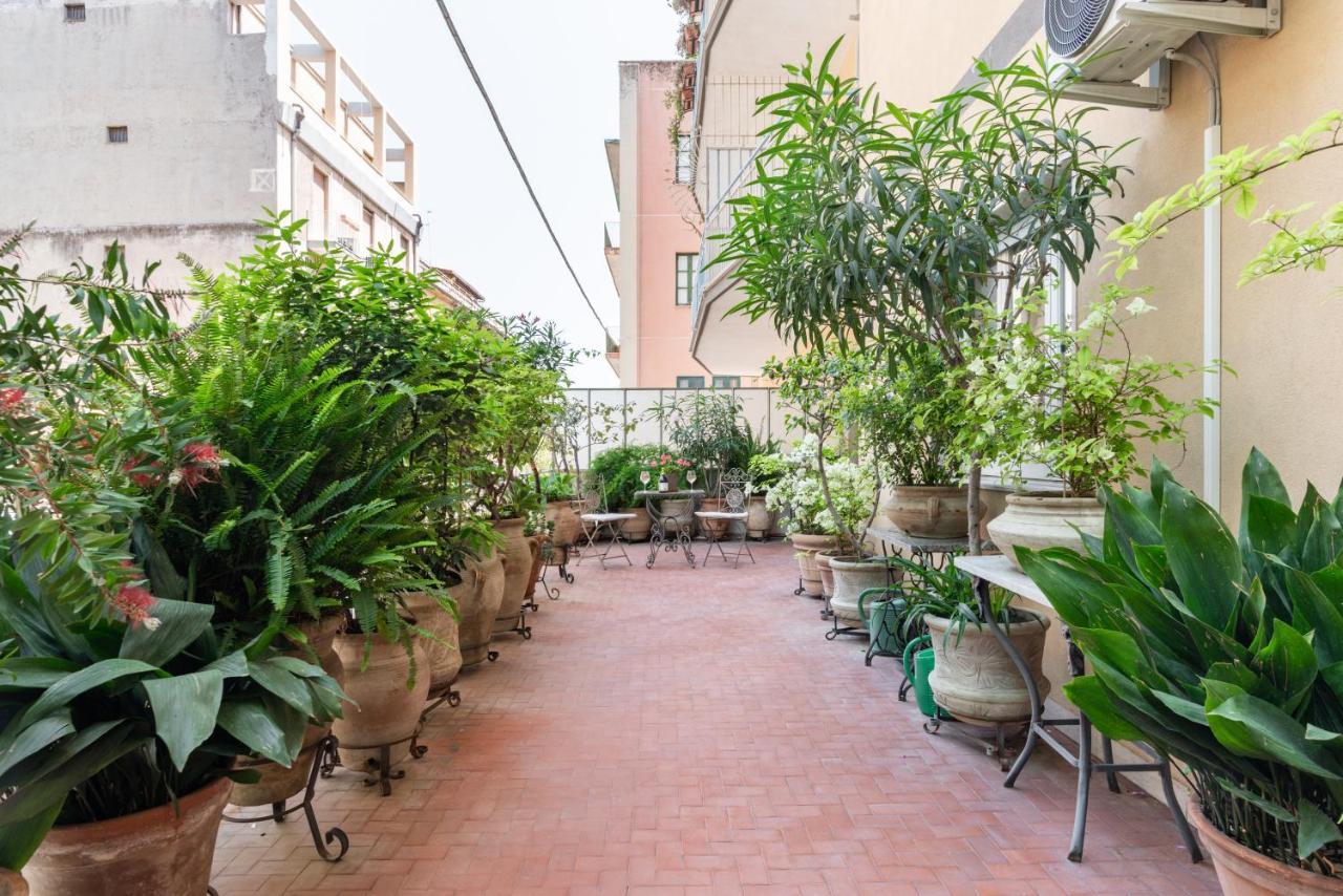 Stadio & Villa Bellini Big Apt With Terrace Катания Екстериор снимка